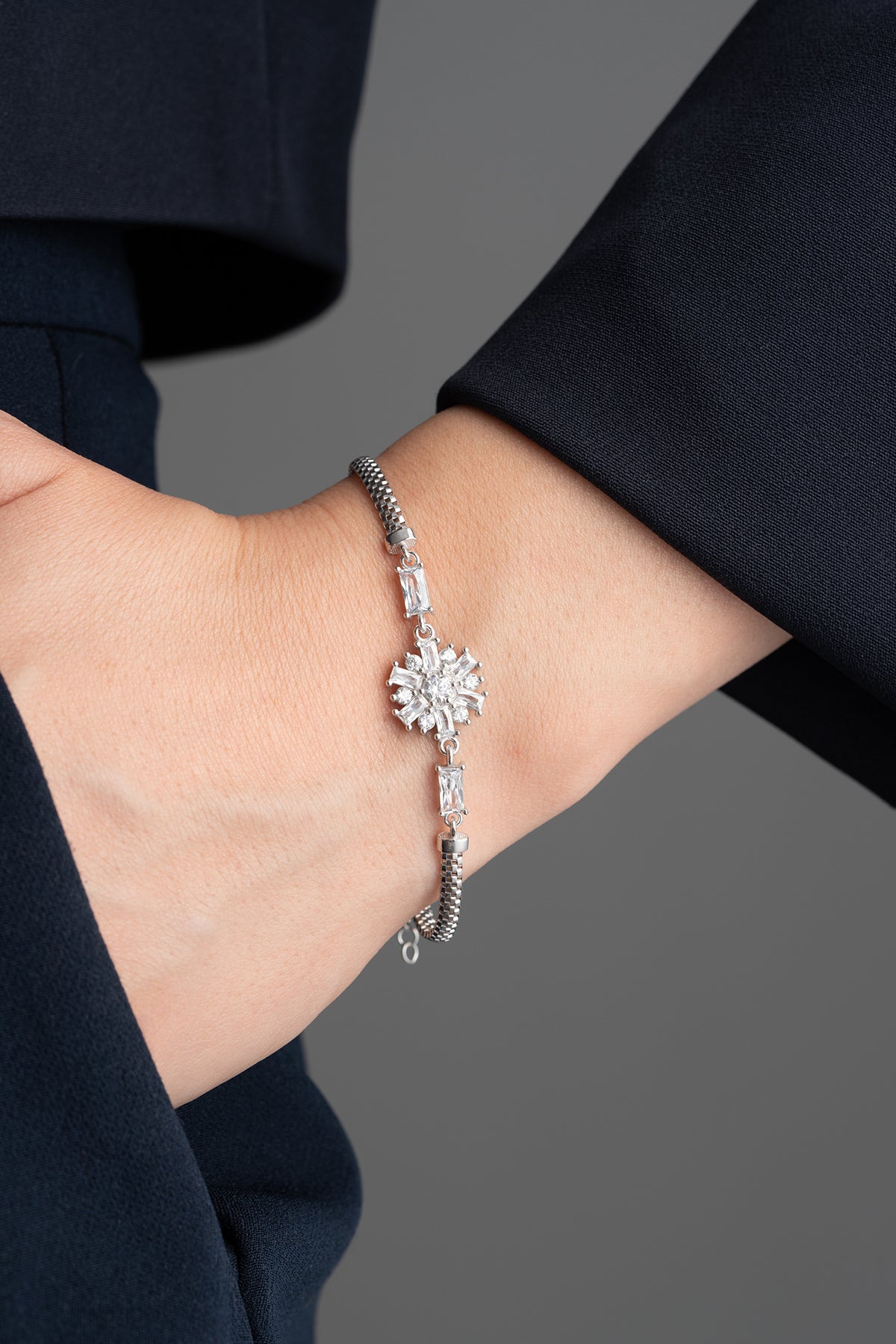 Baugette Stone Snowflake Silver Bracelet