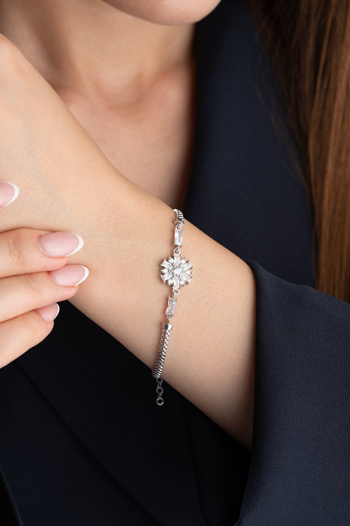 Baugette Stone Snowflake Silver Bracelet