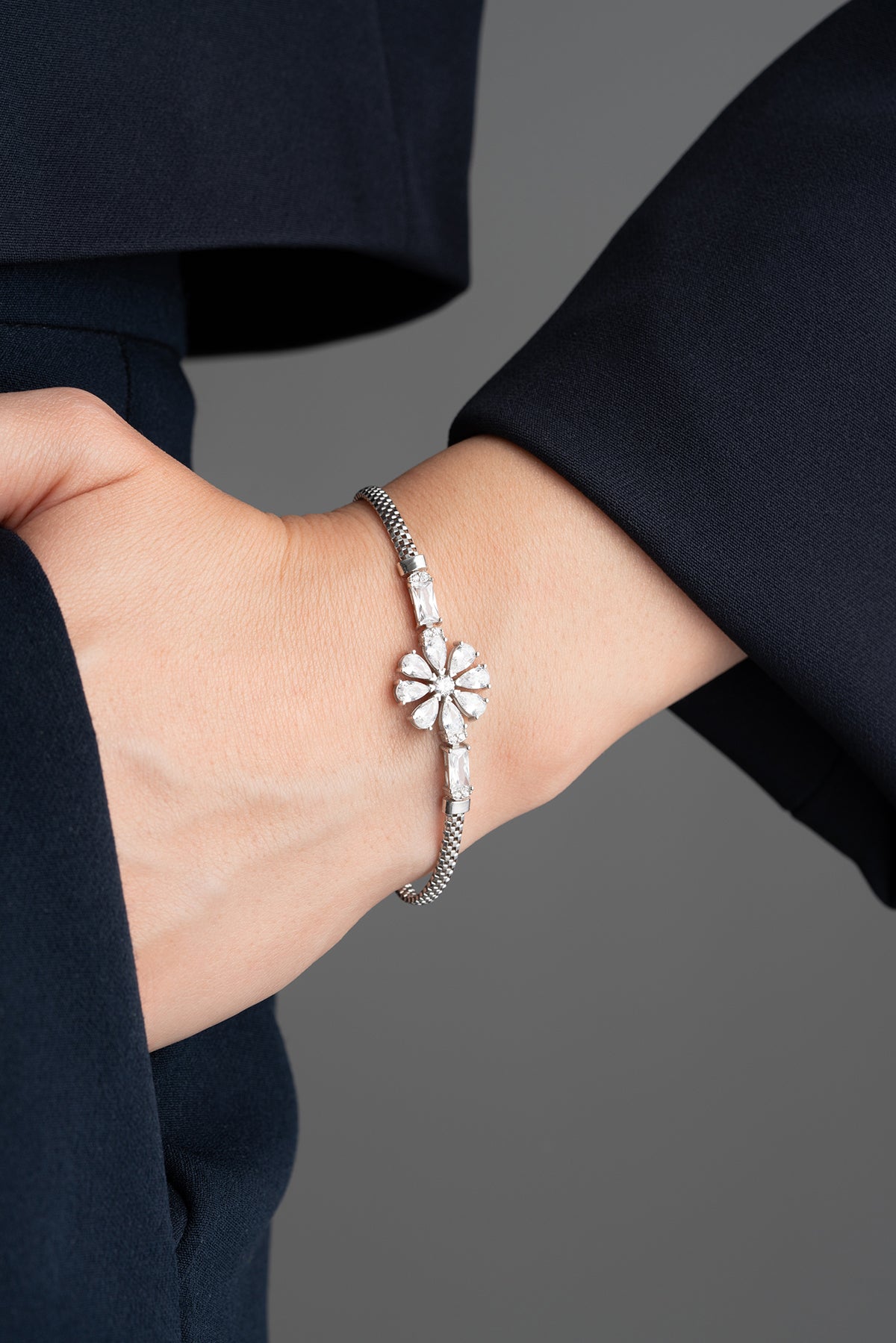 Zirconia Stone Flower Silver Bracelet