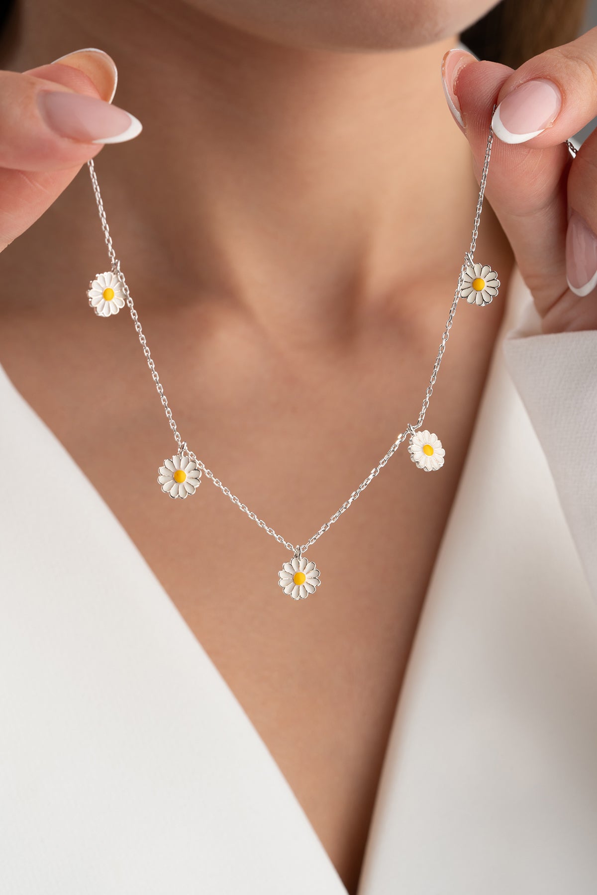 Daisy Necklace